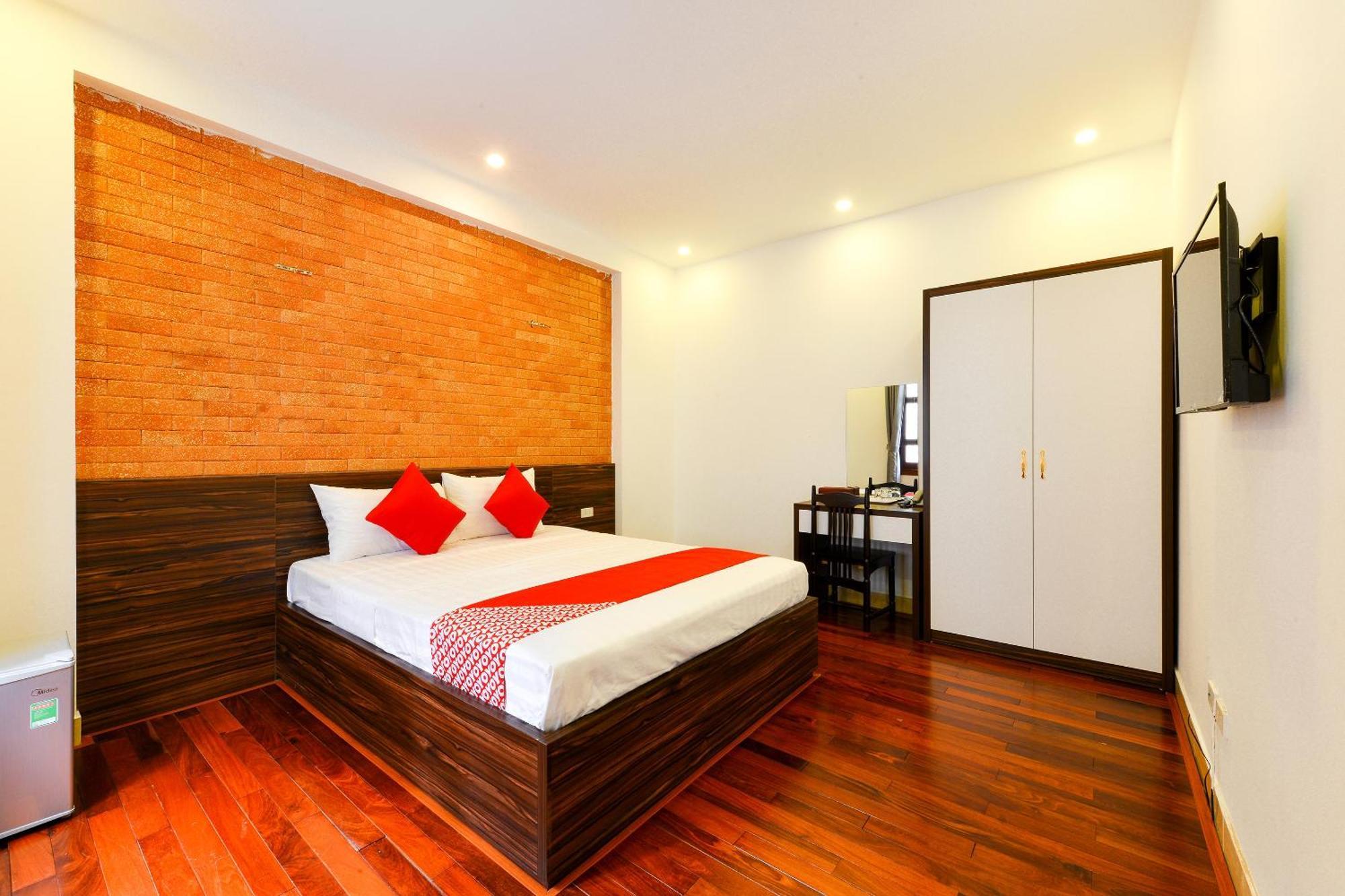Oyo 317 Kim Cuong Hotel 2 Hanoi Esterno foto